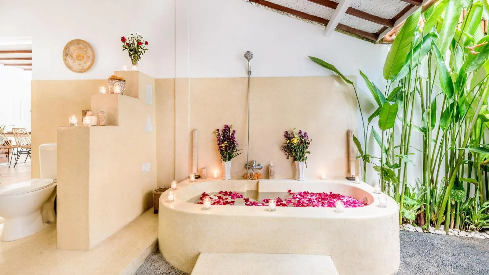 Villa Berlin - Private 6 Bdr Villa In Seminyak With Pool And Garden
