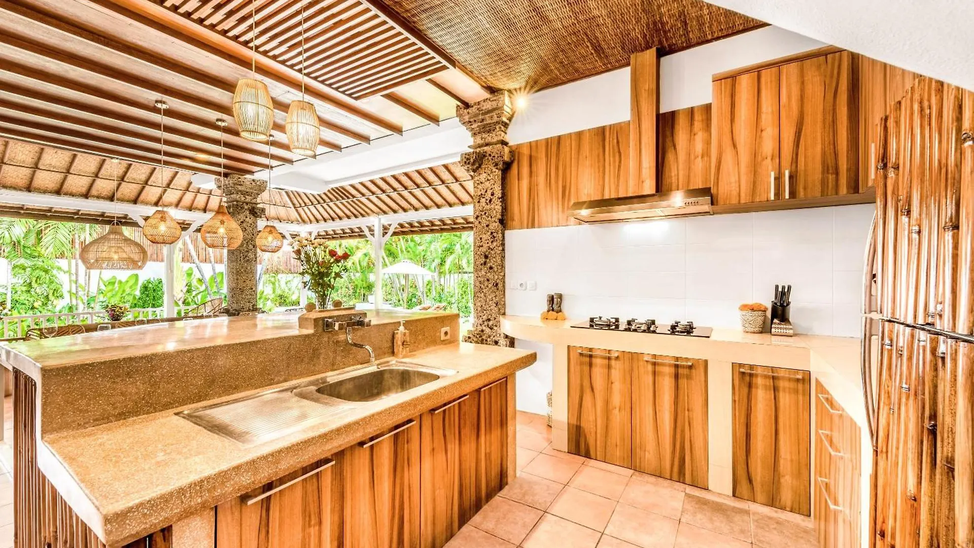 Villa Berlin - Private 6 Bdr Villa In Seminyak With Pool And Garden 0*,  Indonésia